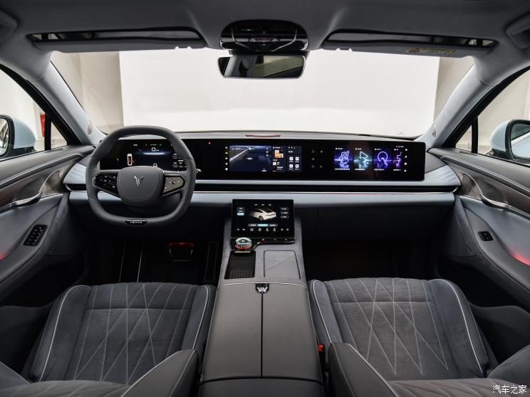 岚图汽车 岚图追光 2023款 长续航旗舰版 岚图汽车 岚图追光 2023款 长续航旗舰版