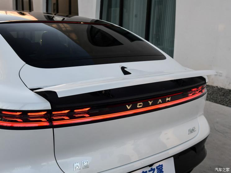 岚图汽车 岚图追光 2023款 长续航旗舰版 岚图汽车 岚图追光 2023款 长续航旗舰版