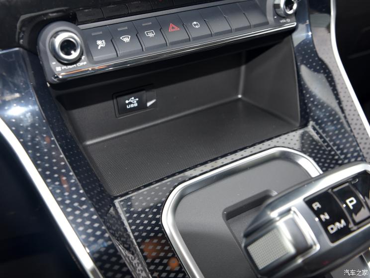 长城汽车 哈弗M6 2023款 PLUS 1.5T DCT精英智联型 长城汽车 哈弗M6 2023款 PLUS 1.5T DCT精英智联型