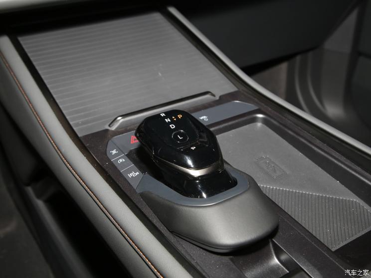 长安福特 锐界 2023款 锐界L 2.0T EcoBoost 四驱七座至尊型 长安福特 锐界 2023款 锐界L 2.0T EcoBoost 四驱七座至尊型