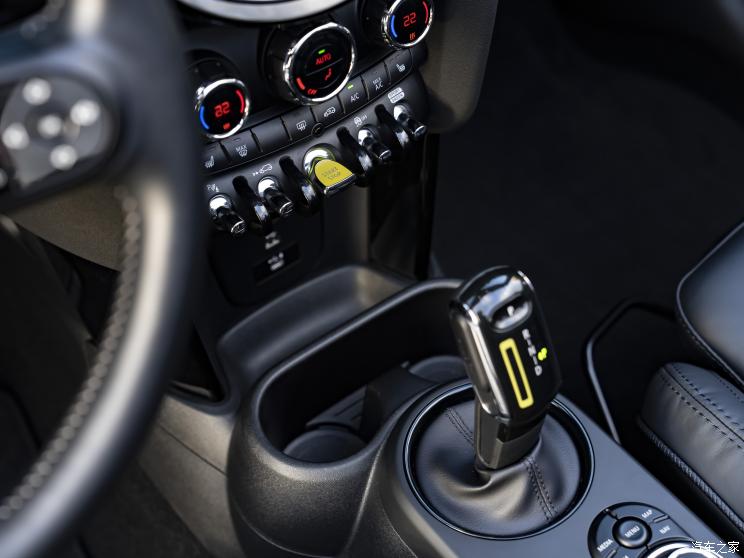 MINI MINI新能源 2023款 Cooper SE Convertible MINI MINI新能源 2023款 Cooper SE Convertible