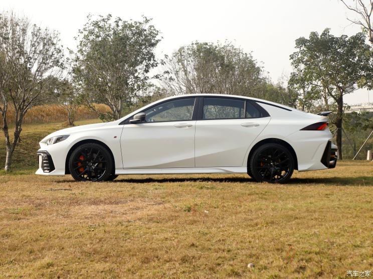 广汽乘用车 影豹 2023款 400T 自动R MAX 广汽乘用车 影豹 2023款 400T 自动R MAX