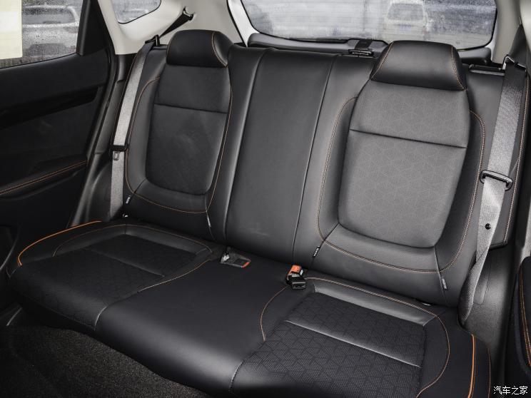 悦达起亚 赛图斯 2023款 1.5L CVT 基本型 悦达起亚 赛图斯 2023款 1.5L CVT 基本型