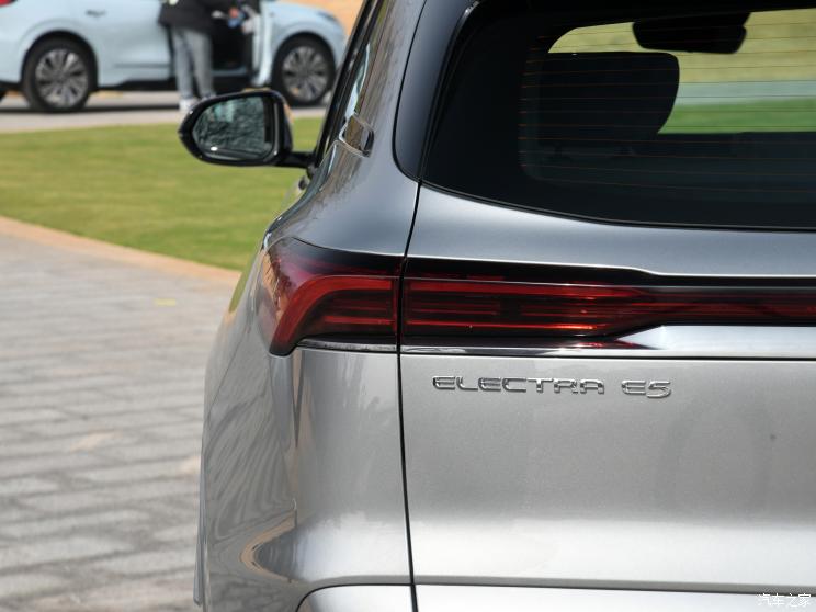 上汽通用别克 别克E5 2023款 基本型 上汽通用别克 别克E5 2023款 基本型