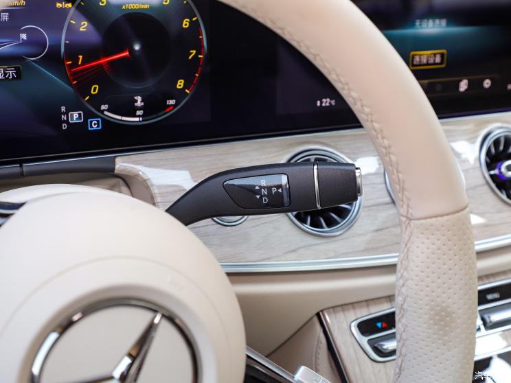 奔驰(进口) 奔驰E级(进口) 2023款 E 260 轿跑车