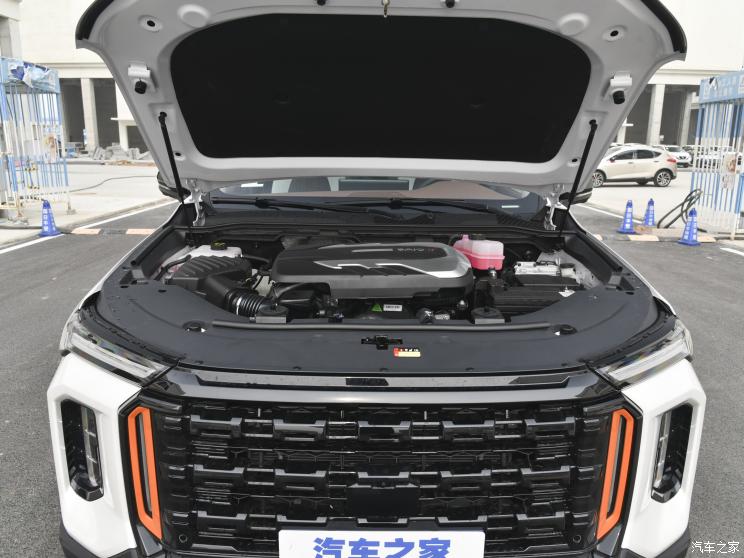 上汽大通 领地 2023款 2.0T 暴走旗舰版 6座 上汽大通 领地 2023款 2.0T 暴走旗舰版 6座