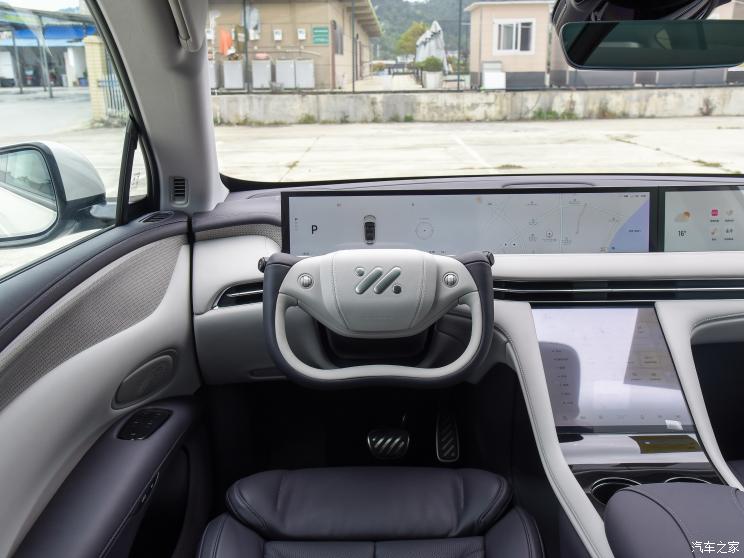 智己汽车 智己LS7 2023款 90kWh Elite后驱版 智己汽车 智己LS7 2023款 90kWh Elite后驱版