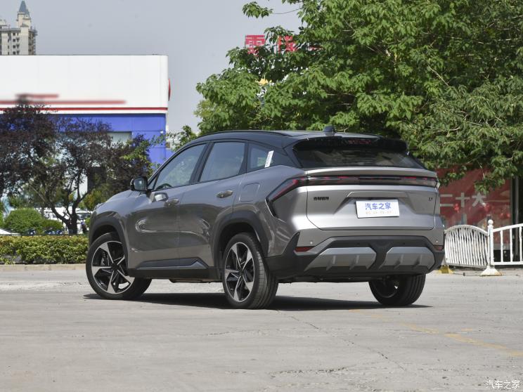 吉利汽车 银河L7 2023款 1.5T 115km 星舰 吉利汽车 银河L7 2023款 1.5T 115km 星舰