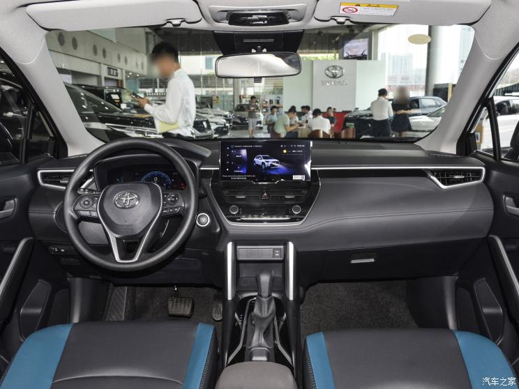 一汽丰田 卡罗拉锐放 2023款 2.0L 尊享版 一汽丰田 卡罗拉锐放 2023款 2.0L 尊享版