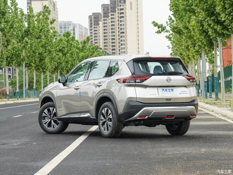 东风日产 奇骏 2023款 e-POWER 超混双电机四驱豪华版 东风日产 奇骏 2023款 e-POWER 超混双电机四驱豪华版