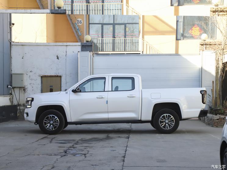 江铃汽车 大道 2023款 全能者 2.3T柴油手动四驱标轴舒享款 江铃汽车 大道 2023款 全能者 2.3T柴油手动四驱标轴舒享款