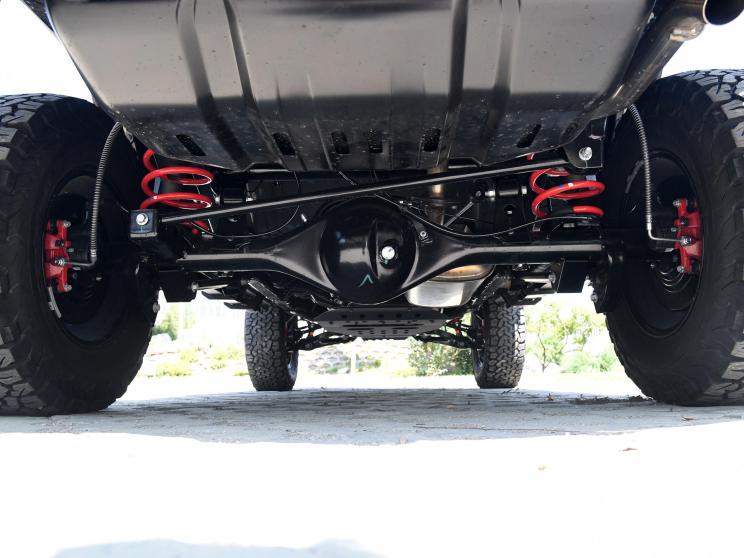 北京越野 北京BJ40 2020款 2.3T 自动四驱雨林穿越版 北京越野 北京BJ40 2020款 2.3T 自动四驱雨林穿越版