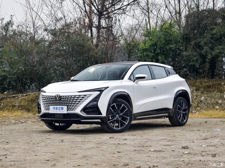 长安汽车 长安UNI-T 2023款 第二代 1.5T 尊贵型