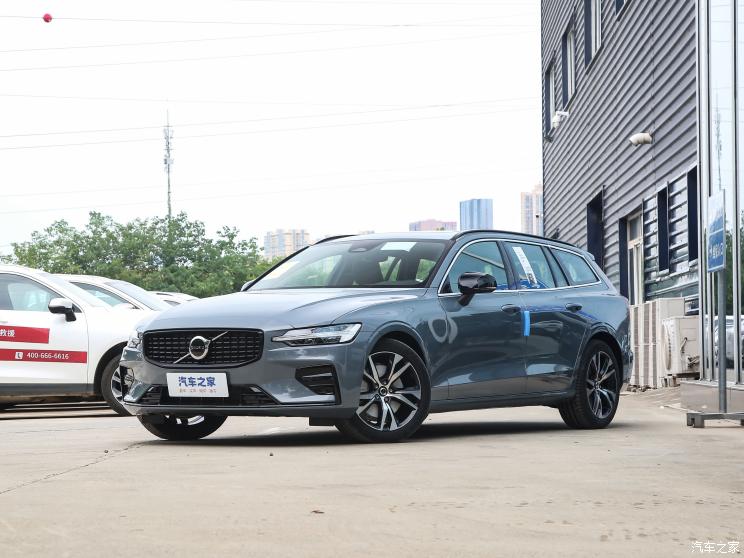 沃尔沃(进口) 沃尔沃V60 2024款 B5 智远运动版 沃尔沃(进口) 沃尔沃V60 2024款 B5 智远运动版