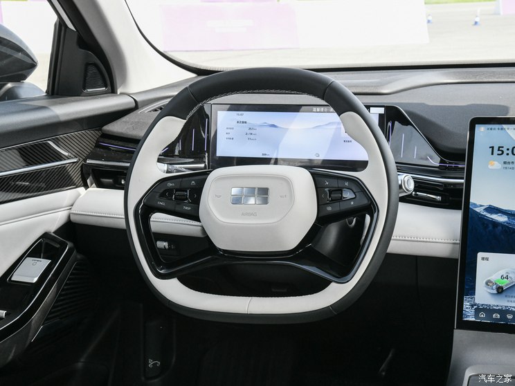 吉利汽车 银河L6 2023款 1.5T 高配版 吉利汽车 银河L6 2023款 1.5T 高配版