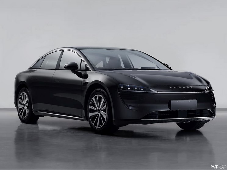 智界汽车 智界S7 2023款 单电机 智界汽车 智界S7 2023款 单电机