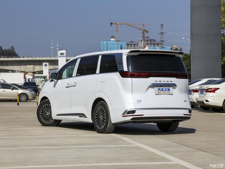 腾势汽车 腾势D9 2022款 DM-i 1040 尊贵型 腾势汽车 腾势D9 2022款 DM-i 1040 尊贵型