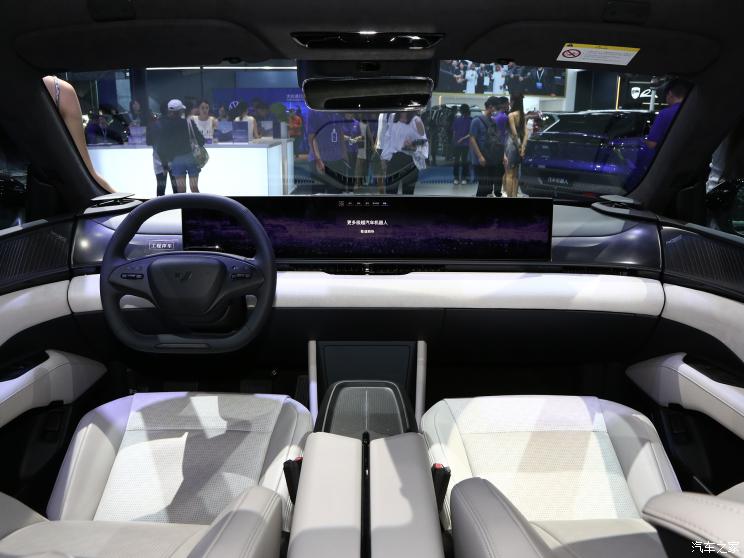 吉利汽车 极越01 2023款 三元锂 吉利汽车 极越01 2023款 三元锂