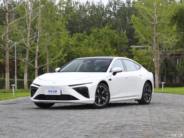 合众汽车 哪吒S 2024款 增程 1160版 合众汽车 哪吒S 2024款 增程 1160版