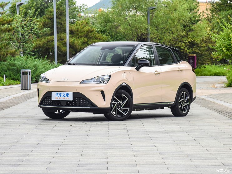 合众汽车 哪吒AYA 2023款 基本型 合众汽车 哪吒AYA 2023款 基本型