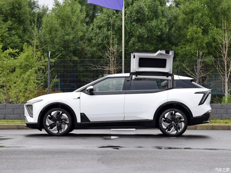 华人运通 高合HiPhi Y 2023款 765km 旗舰版 华人运通 高合HiPhi Y 2023款 765km 旗舰版