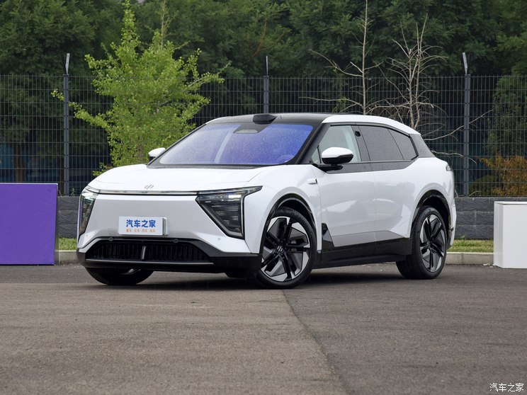 华人运通 高合HiPhi Y 2023款 560km 精英版 华人运通 高合HiPhi Y 2023款 560km 精英版