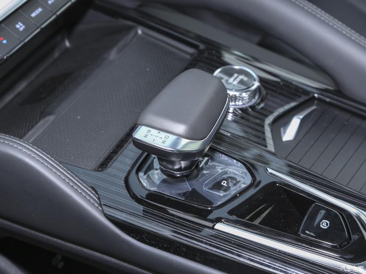 吉利汽车 星越L 2023款 2.0TD 高功自动两驱旗舰型 吉利汽车 星越L 2023款 2.0TD 高功自动两驱旗舰型