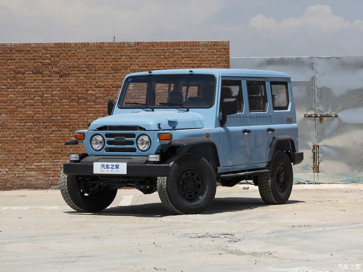 北京汽车制造厂 212 2023款 狙击手 2.4T 手动轻装款 北京汽车制造厂 212 2023款 狙击手 2.4T 手动轻装款