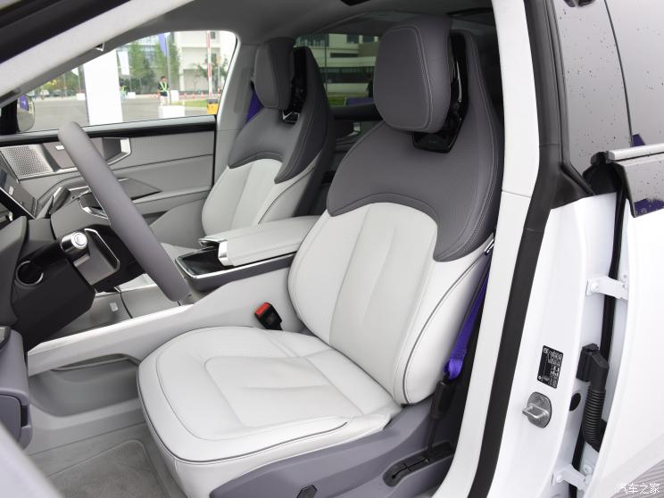 华人运通 高合HiPhi Y 2023款 765km 旗舰版 华人运通 高合HiPhi Y 2023款 765km 旗舰版