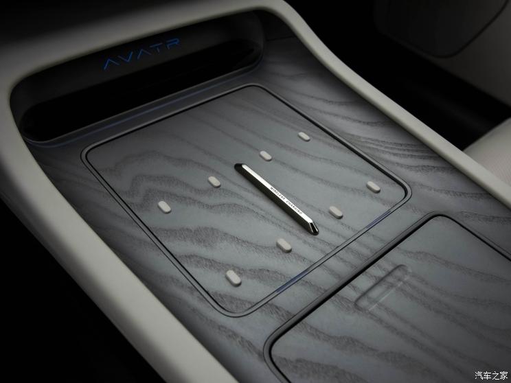 阿维塔科技 阿维塔12 2023款 双电机版 阿维塔科技 阿维塔12 2023款 双电机版