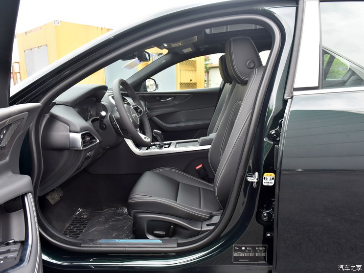 奇瑞捷豹路虎 捷豹XEL 2023款 2.0T 200PS R-DYNAMIC 青春运动版 奇瑞捷豹路虎 捷豹XEL 2023款 2.0T 200PS R-DYNAMIC 青春运动版