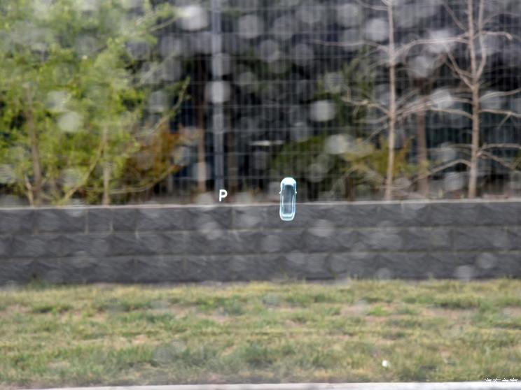 华人运通 高合HiPhi Y 2023款 765km 旗舰版 华人运通 高合HiPhi Y 2023款 765km 旗舰版