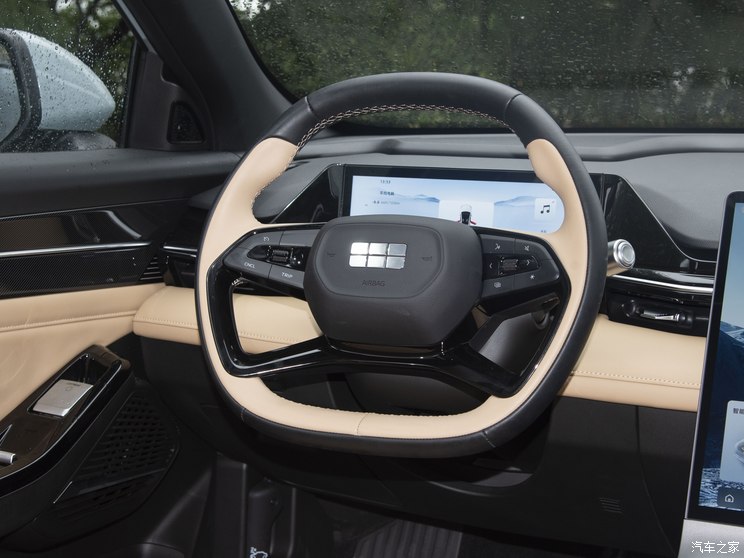 吉利汽车 银河L6 2023款 125km MAX 吉利汽车 银河L6 2023款 125km MAX