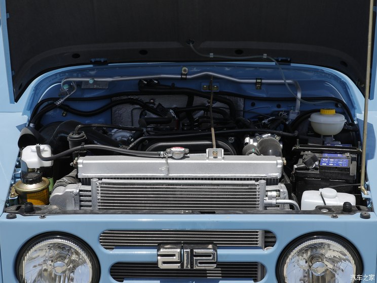 北京汽车制造厂 212 2023款 狙击手 2.4T 手动轻装款 北京汽车制造厂 212 2023款 狙击手 2.4T 手动轻装款