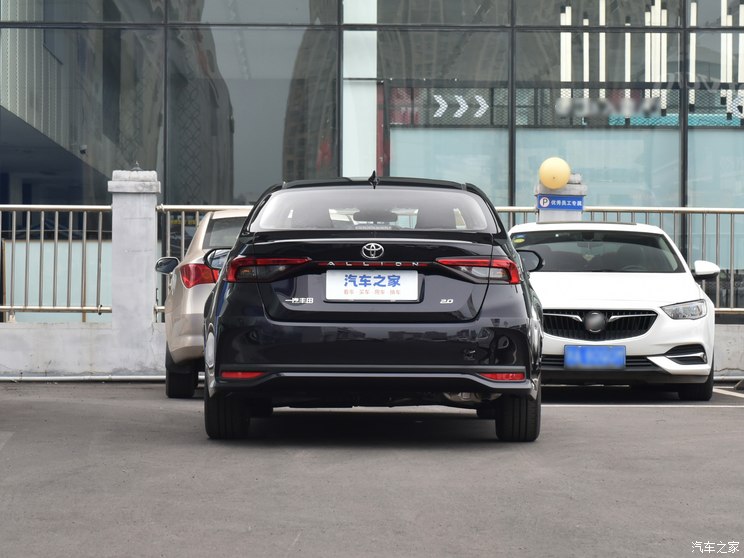 一汽丰田 亚洲狮 2023款 2.0L 精英版 一汽丰田 亚洲狮 2023款 2.0L 精英版