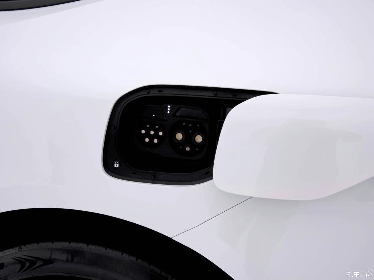 阿维塔科技 阿维塔12 2023款 双电机版 阿维塔科技 阿维塔12 2023款 双电机版