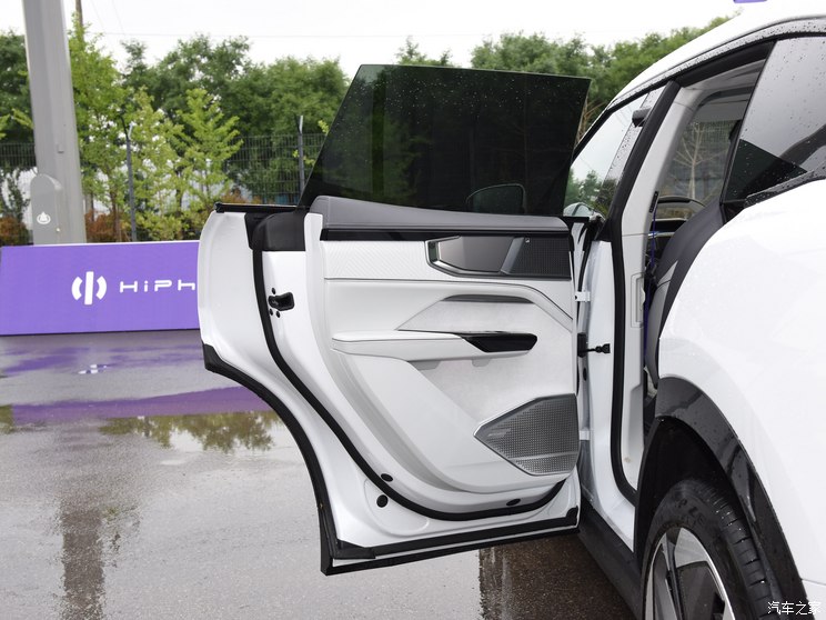 华人运通 高合HiPhi Y 2023款 765km 旗舰版 华人运通 高合HiPhi Y 2023款 765km 旗舰版