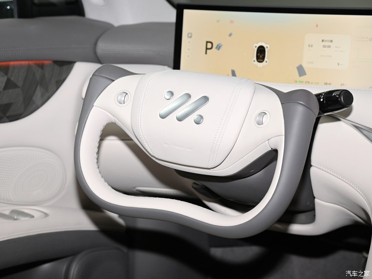 智己汽车 智己LS6 2023款 高配 智己汽车 智己LS6 2023款 高配