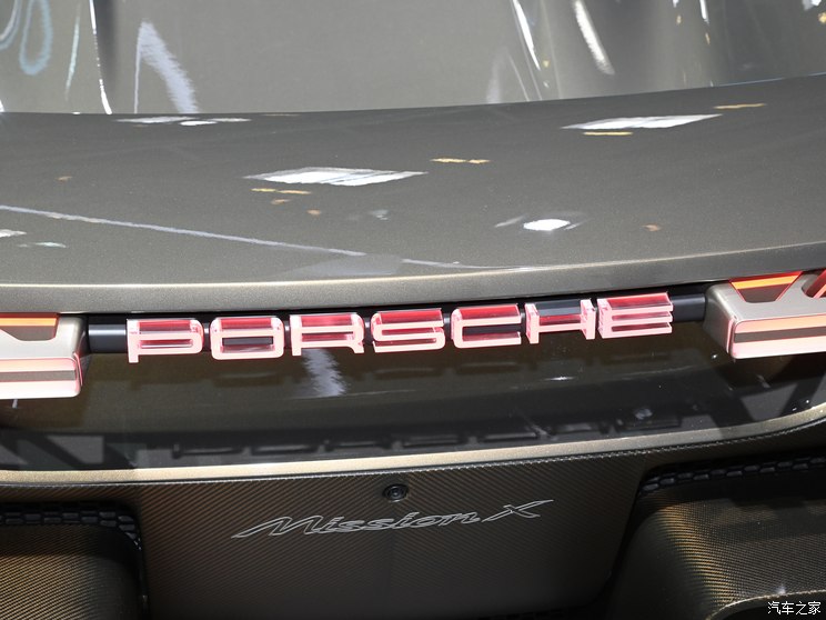 保时捷 Mission X 2023款 Concept 保时捷 Mission X 2023款 Concept