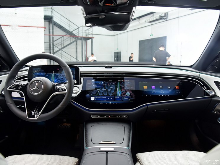 北京奔驰 奔驰E级 2024款 E 300 L 北京奔驰 奔驰E级 2024款 E 300 L