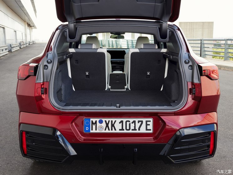 宝马(进口) 宝马iX2 2024款 xDrive30