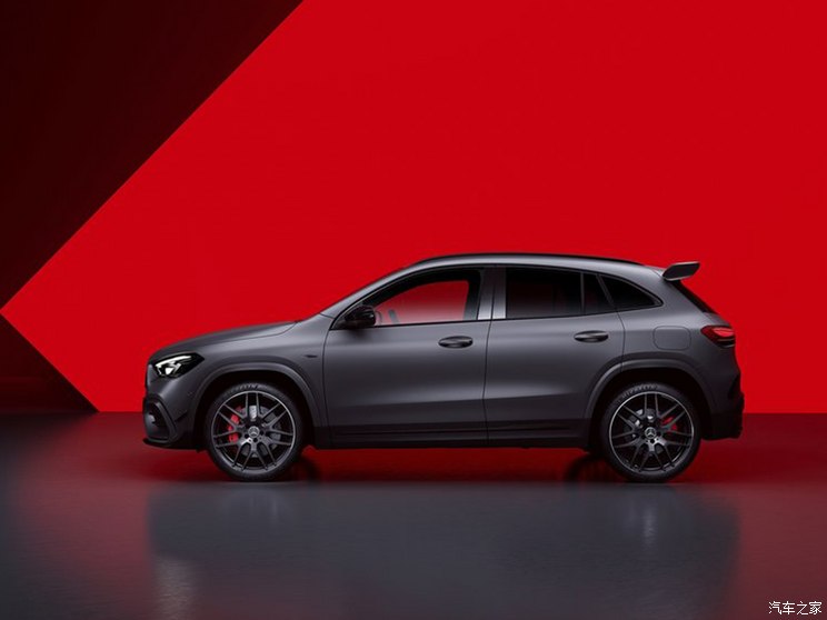 梅赛德斯-AMG 奔驰GLA AMG 2024款 AMG GLA 45 S 4MATIC+ 梅赛德斯-AMG 奔驰GLA AMG 2024款 AMG GLA 45 S 4MATIC+