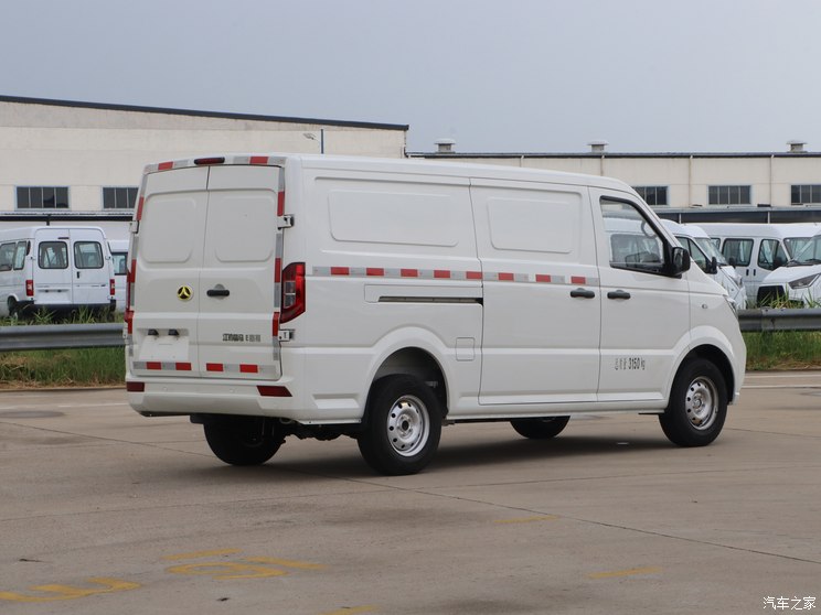 江铃晶马汽车 E路福 2023款 纯电动物流车 江铃晶马汽车 E路福 2023款 纯电动物流车