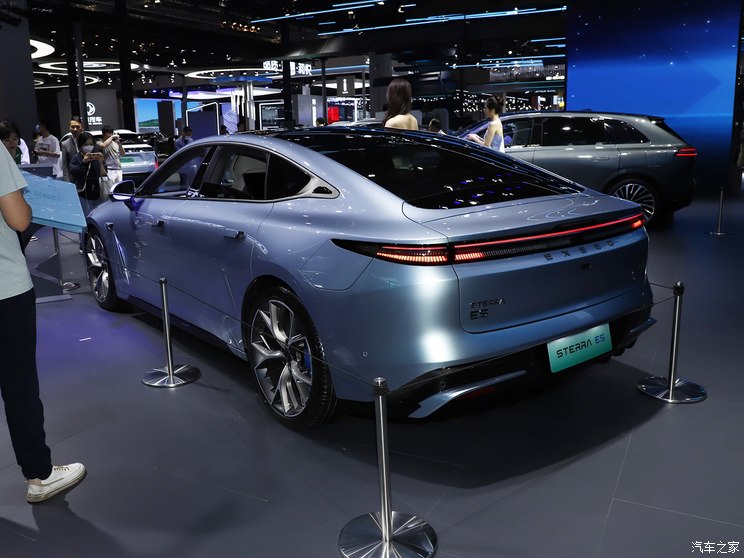 星途 星纪元 ES 2023款 Plus版 星途 星纪元 ES 2023款 Plus版