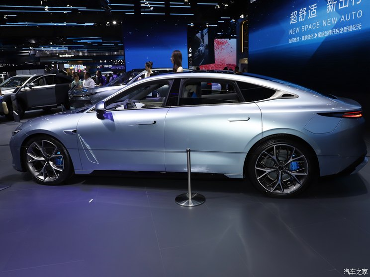 星途 星纪元 ES 2023款 Plus版 星途 星纪元 ES 2023款 Plus版