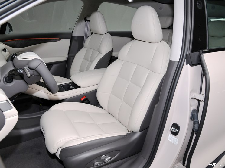 智己汽车 智己LS6 2023款 高配 智己汽车 智己LS6 2023款 高配