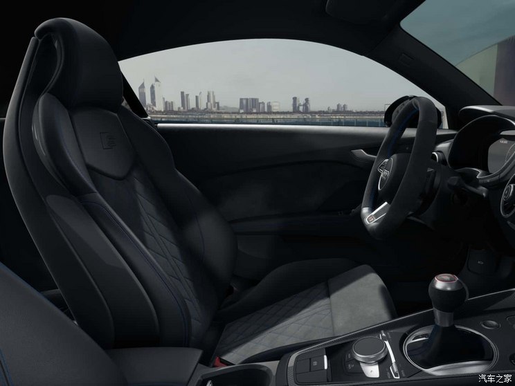 奥迪(进口) 奥迪TT 2024款 西班牙特别版 奥迪(进口) 奥迪TT 2024款 西班牙特别版