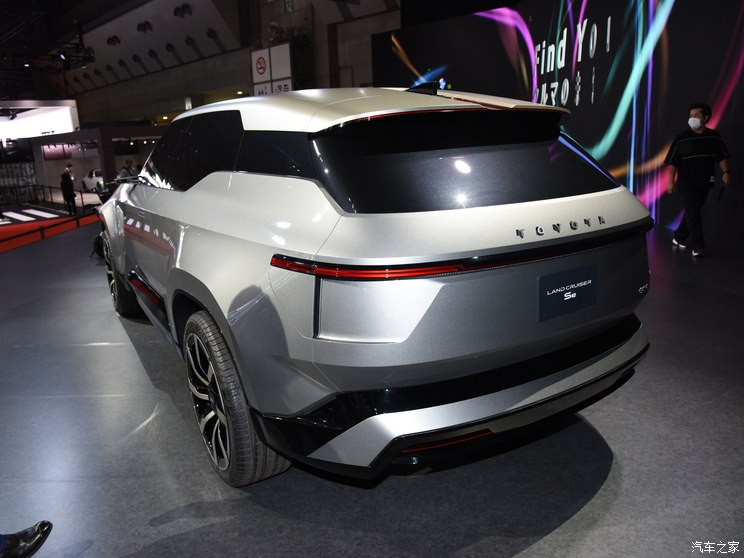 丰田(进口) 兰德酷路泽Se 2024款 基本型 丰田(进口) 兰德酷路泽Se 2024款 基本型