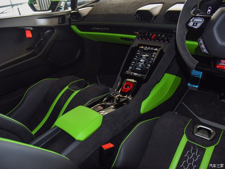 兰博基尼 Huracán 2023款 Huracán Tecnica 海外版 兰博基尼 Huracán 2023款 Huracán Tecnica 海外版