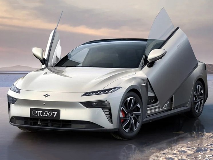 东风乘用车 东风eπ 007 2023款 基本型 东风乘用车 东风eπ 007 2023款 基本型